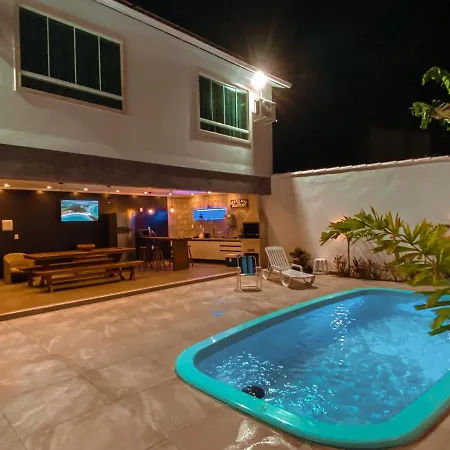 Casa com piscina privativa na Praia do Peró-2